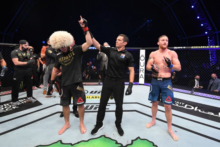 Usai Pertahan Gelar Khabib Nurmagomedov Pensiun dari MMA