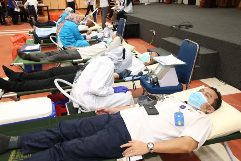 RSBP Batam Gelar Donor Darah dan Bakti Sosial