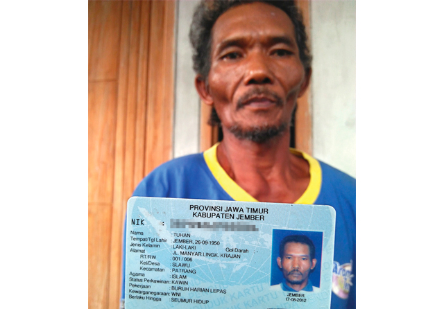 ”Tuhan” Pun IKut Nyoblos di Pilkada Tahun Ini