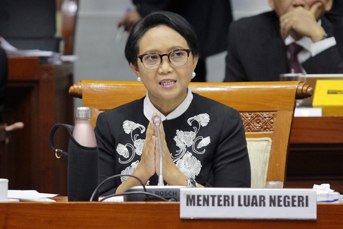 Menlu Retno Temui Menlu Junta Milter Myanmar