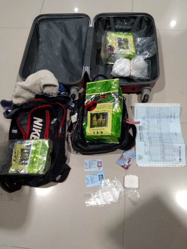 Polda Kepri, Tangkap Dua Pelaku Penyelundup Sabu Dari Malaysia 