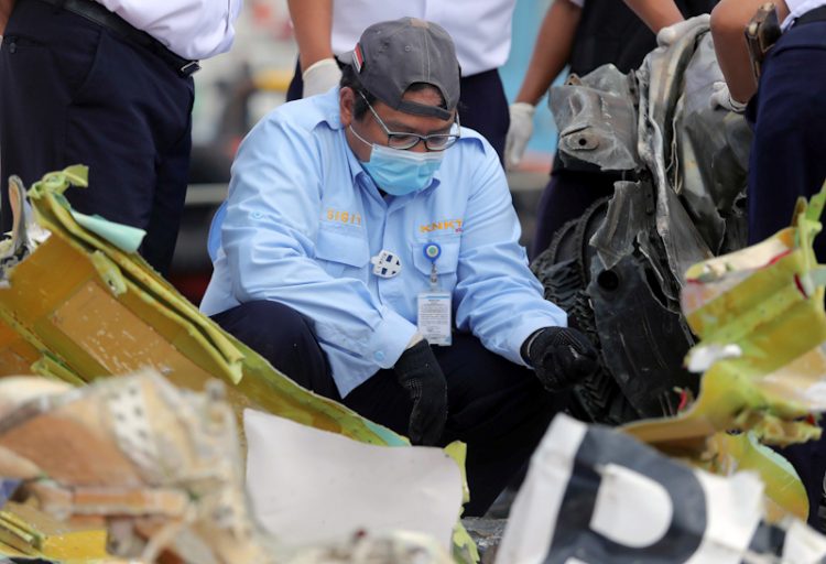 Cari Identitas Korban Sriwijaya Air, Tim Inafis Cek CCTV saat Masuk Pesawat