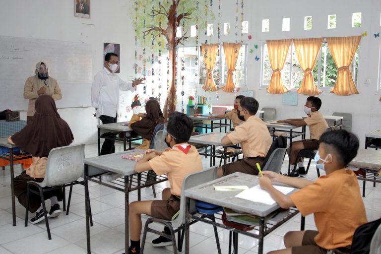 Sekolah Didorong untuk Bisa Segera Belajar Tatap Muka