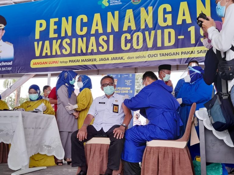 Vaksinasi Covid-19 Untuk Masyarakat Umum Dimulai Februari 2021