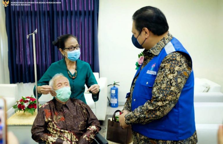 KILLCOVID19, Vaksinasi Lansia Melalui Home Care dan Home Delivery