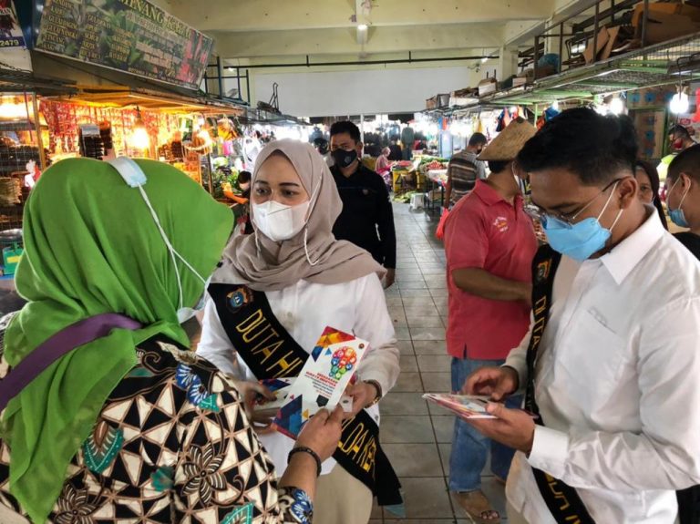 Duta Humas Polda Kepri Sosialisasi Pengunaan Masker 