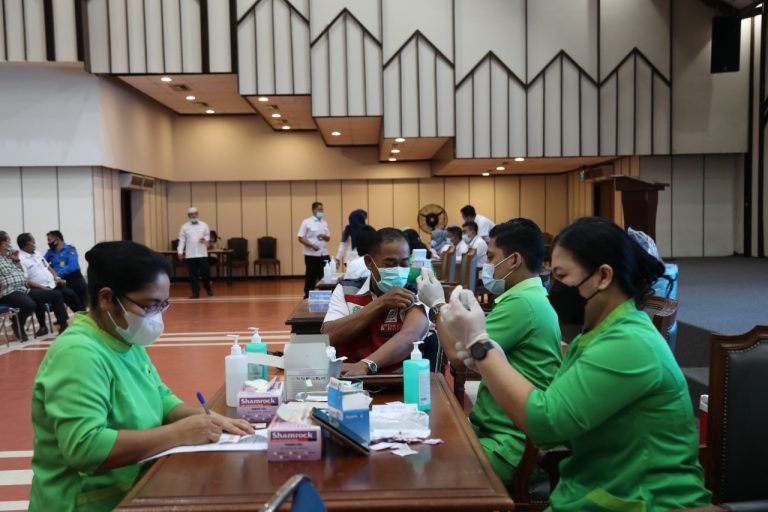 BP Batam Laksanakan Vaksinasi Covid-19 Tahap Dua 