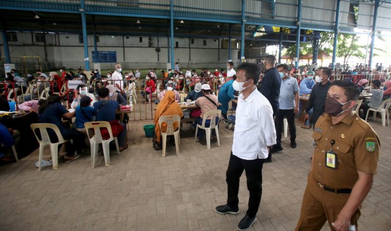 Pak Gubernur, Wali Kota Batam Minta Vaksin Covid-19 Ditambah