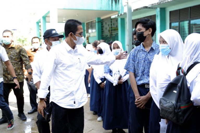 Stok Vaksin di Batam Tidak Sebanding Kebutuhan
