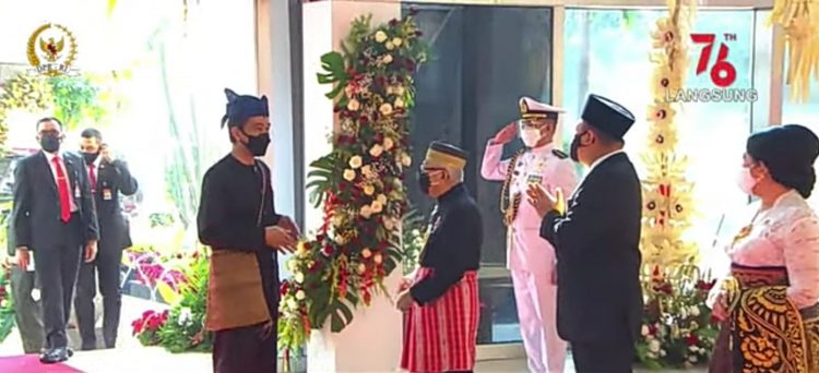 Hadiri Sidang Tahunan, Jokowi Kenakan Pakaian Adat Baduy