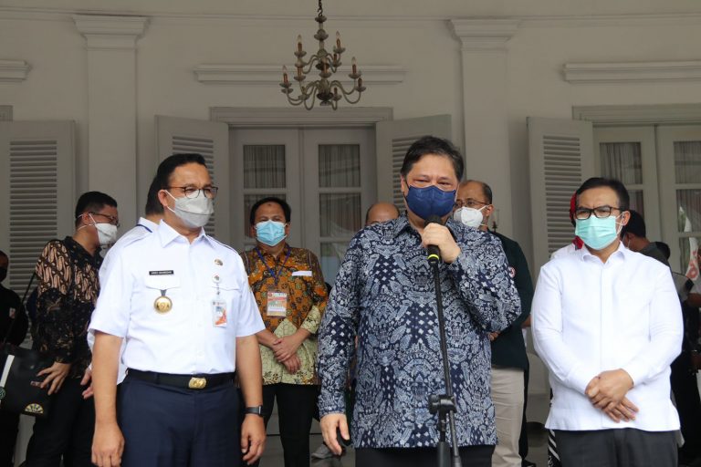 Airlangga Hartarto: Vaksinasi Lindungi Ibu Hamil dan Bayi dari Covid-19
