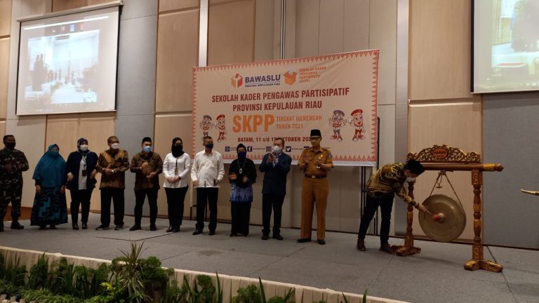 Bawaslu Kepri Gelar Sekolah Kader Pengawasan Partisipatif