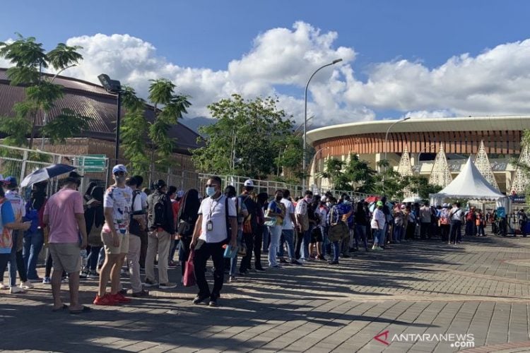 Upacara Penutupan PON Papua Malam Ini, Antrean Penonton Mengular