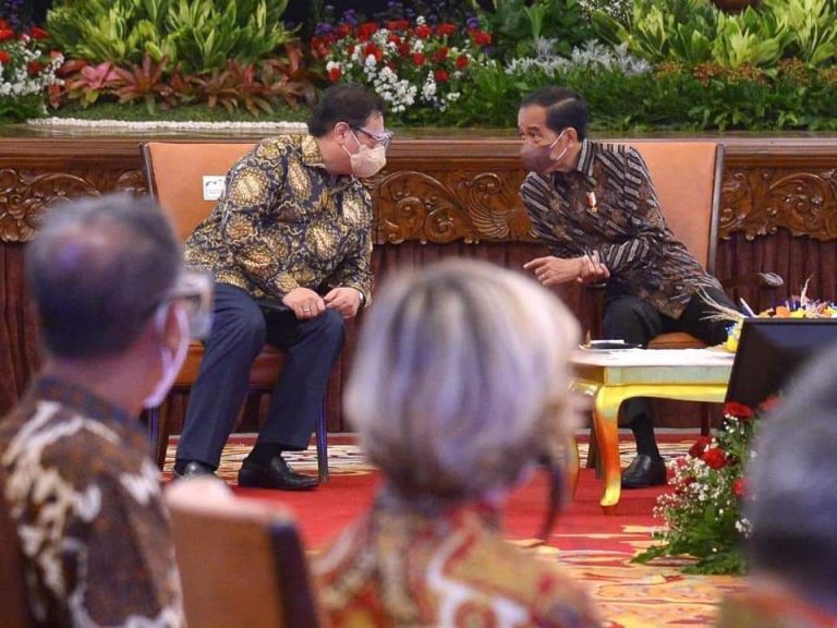 Airlangga: Recovery Indeks Covid-19 Indonesia Naik 60 Level