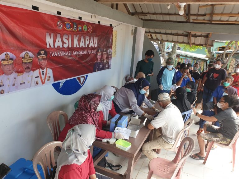 Vaksinasi Covid-19 di Batam Dilakukan Hingga ke Pulau Terpencil