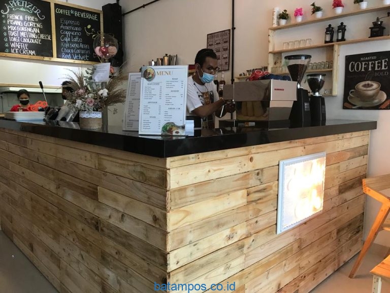 d’Pollux Cafe Hadirkan Menu Khas, Harga Sesuai dengan Kantong Mahasiswa