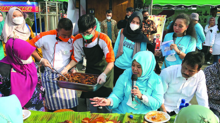 Harris Resort Barelang Raih Juara 1 di Lomba Masak Ayam Saus Peri-peri 