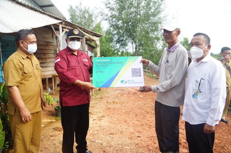 Pemkab Karimun Bantu Nelayan jadi Peserta BPJS Ketenagakerjaan