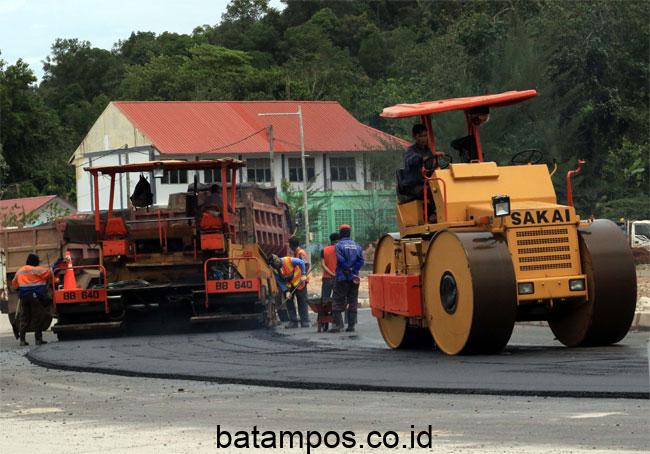 Bundaran Basecamp Mulai Diaspal, Harus Selesai Sebelum Akhir Tahun