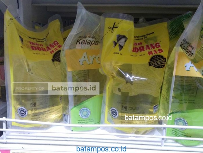 Harga Minyak Goreng Terus Melejit, Pedagang dan Pembeli Menjerit
