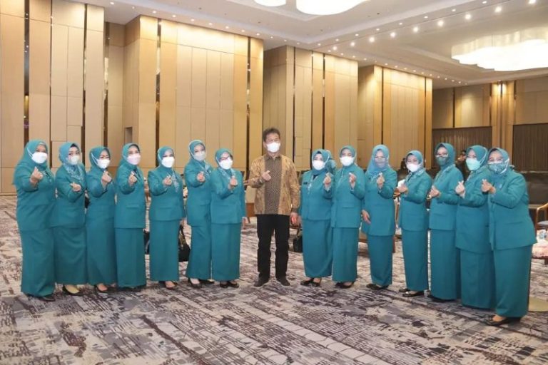 Rudi Ajak Kader PKK Membangun Batam