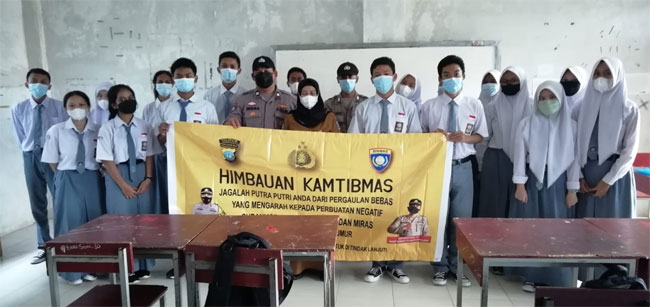 Polresta Barelang Monitoring Protokol Kesehatan di Sekolah dan Berikan Imbauan Kamtibmas