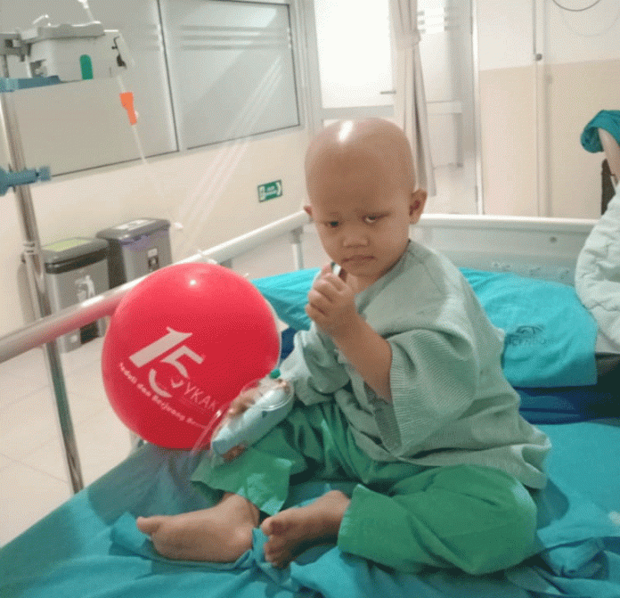 Pemulihan Tumor Mata Putri Aisyah Hampir Selesai, Dana Kepulangan Belum Nampak,  Butuh Uluran Tangan Donatur