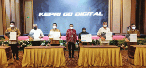 GubKepri Bersama Bupati & Walikota Tandatangani Roadmap ETPD-HLM TP2DD