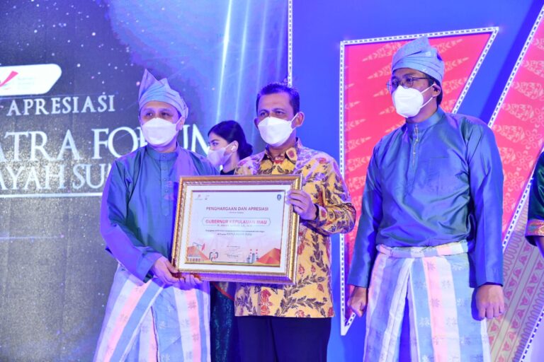 Dukung Kelancaran Operasional Hulu Migas. Gubkepri Terima Penghargaan dari SKK Migas Sumbagut