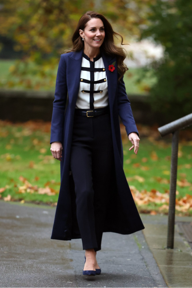 Gaya Kate Middleton Kunjungi Museum