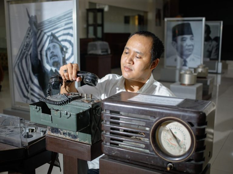 Tengah Mencari Rekaman Pidato Bung Karno yang Berbahasa Daerah