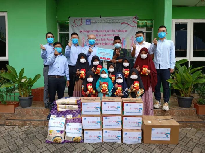 PT Port Engineering CSCEC Indonesia Bantu Panti Asuhan Pondok Yatim & Dhu’afa