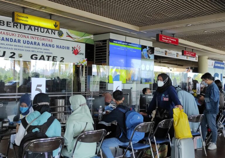 Syarat Naik Pesawat saat Nataru Boleh Antigen