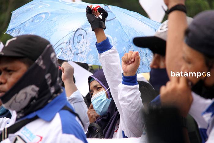 Buruh Masih Demo, Jangan Lewat Jalan Ini Ya