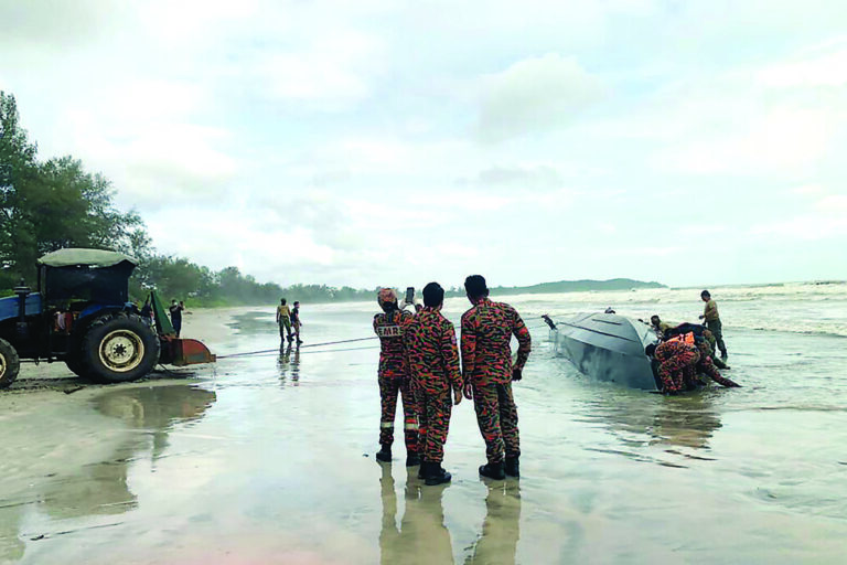 11 Tewas, 14 Selamat, 25 Masih Hilang
