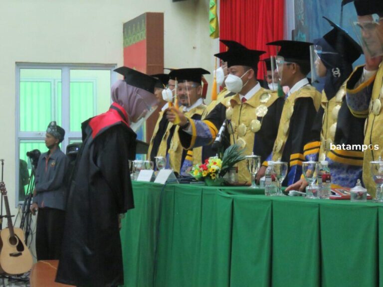 STAIN Wisuda 96 Mahasiswa