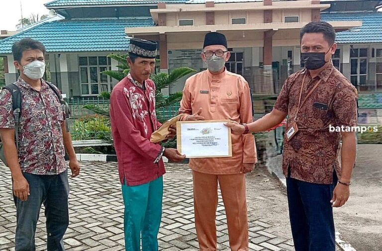 PT Timah Tbk Bantu Renovasi Musala Nurul Iman Pantai Ketapang