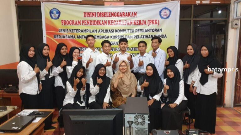 LKP Bunda Laksanakan Uji Kompetensi Program PKK 2021