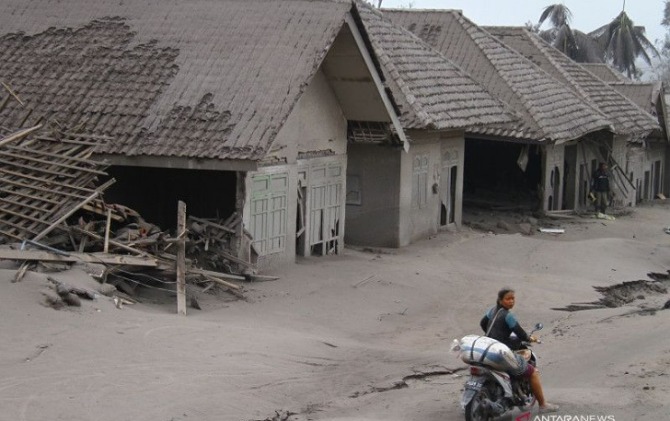 Warga Terdampak Erupsi Semeru, Akan Terima Dana Tunggu Rp 500 Ribu dari BNPB