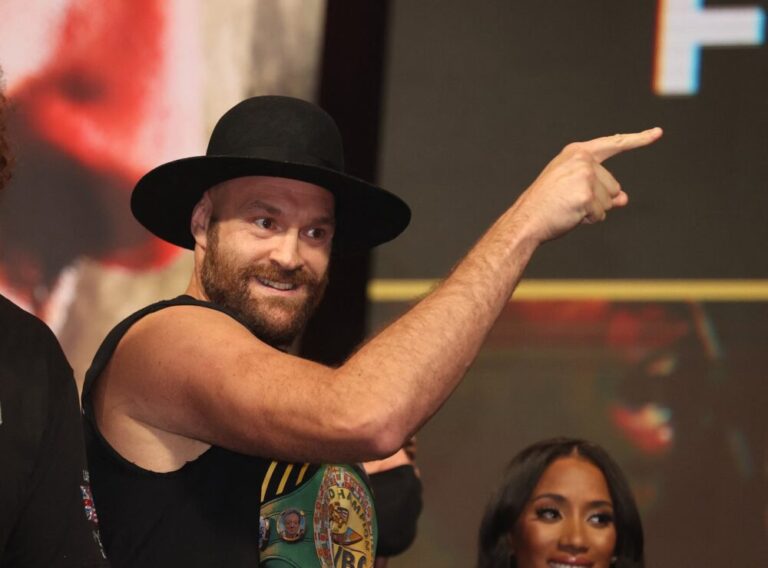 Tolak Sports Personality of the Year, Tyson Fury Ancam Gugat BBC