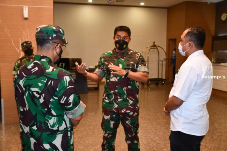 Danrem Tinjau Karantina Mandiri PMI di Kota Batam