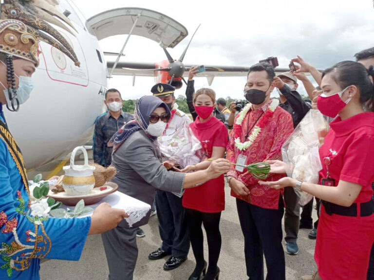 Penerbangan Perdana Wings Air Langsung dari Banjarmasin