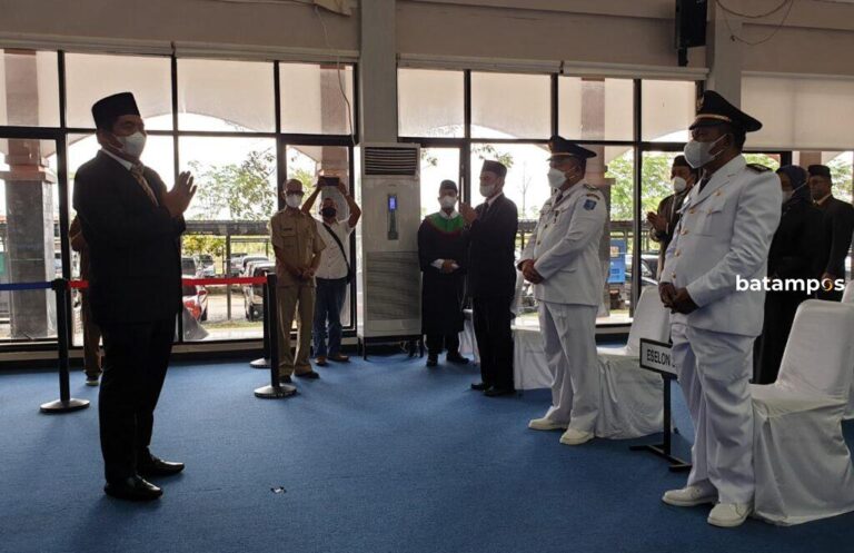 Firman Jadi Sekretaris DLH Bintan, Nepy Purwanto jadi Camat Toapaya