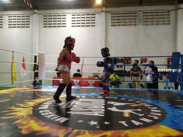 Persiapan Porprov Kepri, Ratusan Petarung Ikuti MMA di Tanjungpinang