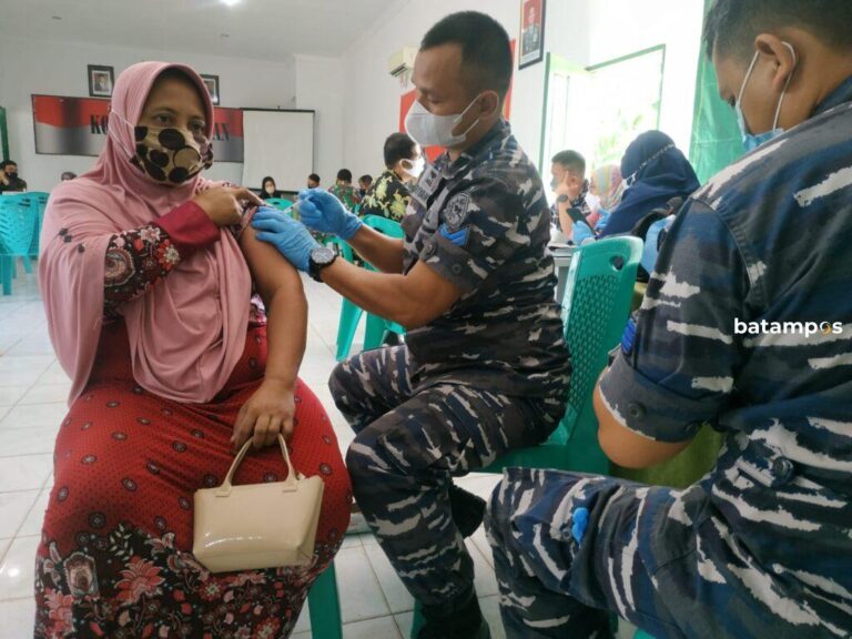 Gelar Serbuan Vaksinasi di Kodim 0315 Bintan, Target 500 Sasaran Per Hari
