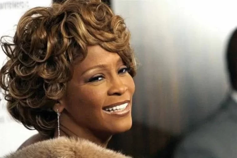 Demo Lagu Langka Whitney Houston Terjual 1 Juta Dolar AS