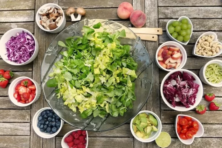 Mau Western Atau Nusantara, Ini Tips Menyajikan Salad dari Chef Degan Septoadji