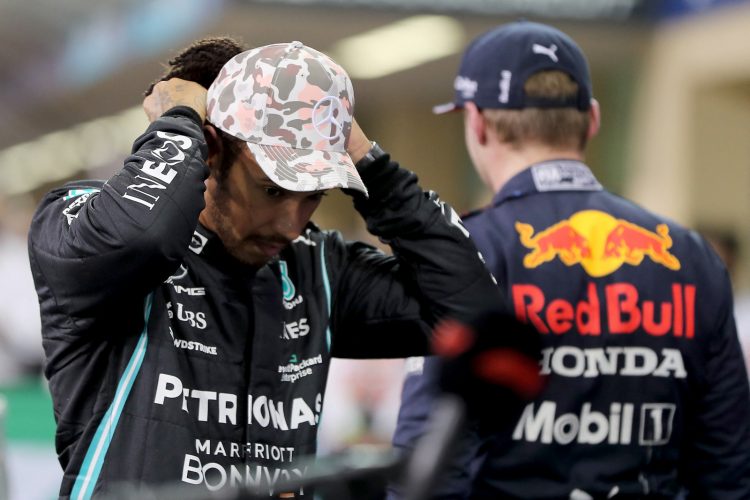 Hamilton Belum Move On dari Kekalahan