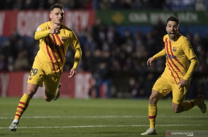 Barcelona Kalahkan Linares Deportivo dengan Skor Tipis