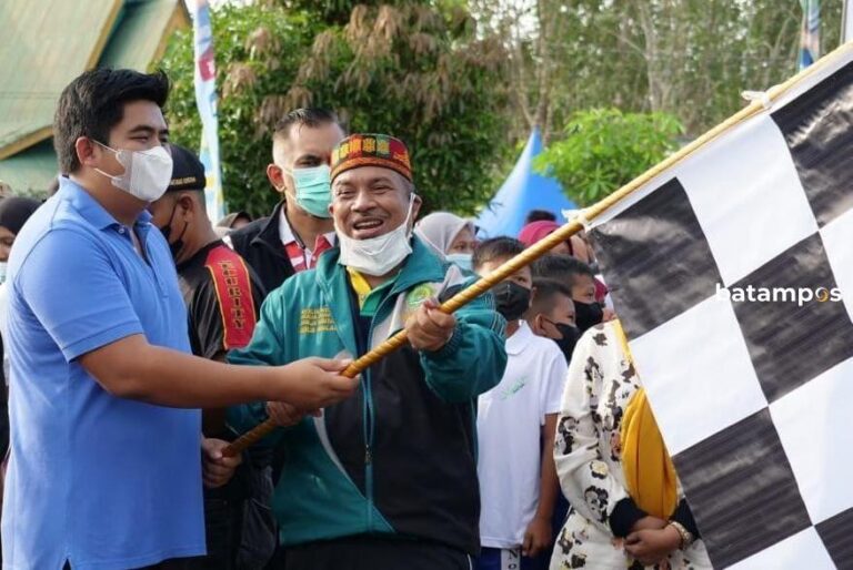 Jaga Kerukunan, Kemenag Bintan Gelar Jalan Santai Kerukunan Umat Beragama